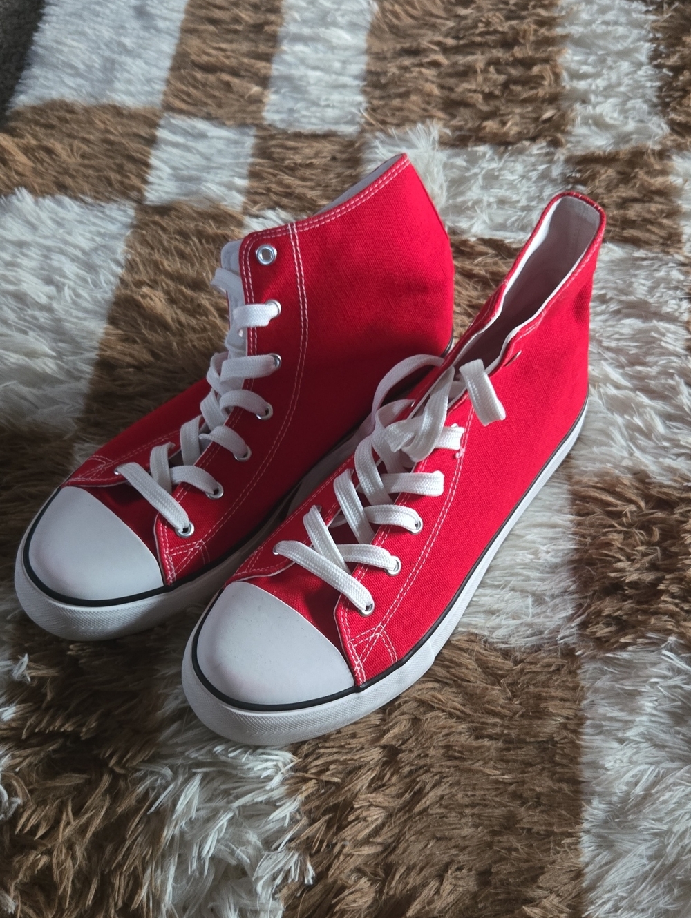 Classic Red High-Top Canvas Sneakers for Women♥️Size 11